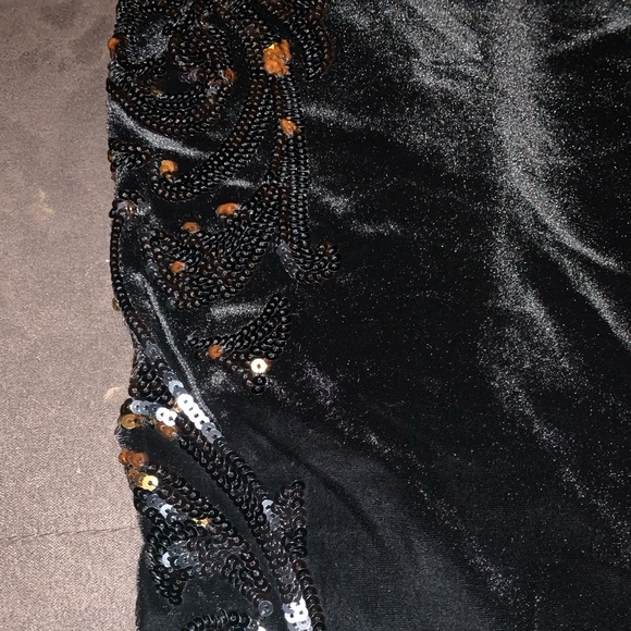 Express Black velvet feel leggings - Picture 3 of 3